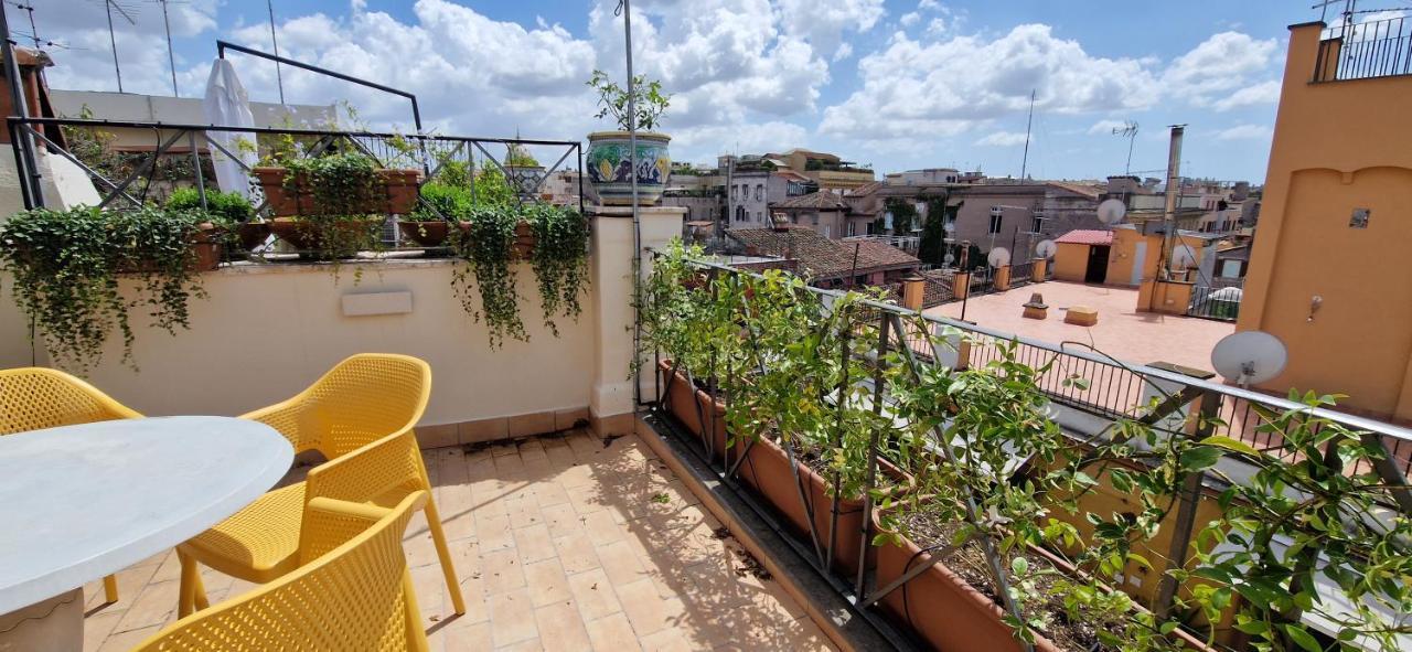 Апартаменты Raffaello Terrace - Near Piazza Navona Рим Экстерьер фото